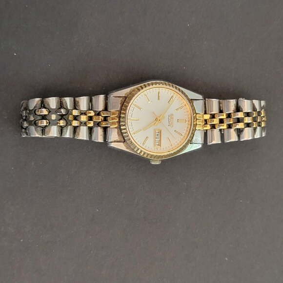 Seiko Quartz Two-Tone Stainless Steel Watch With Day-Date Function - Picture 2 of 8